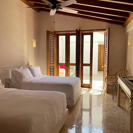 Colonial Retreat La Mary With Private Pool Villa *