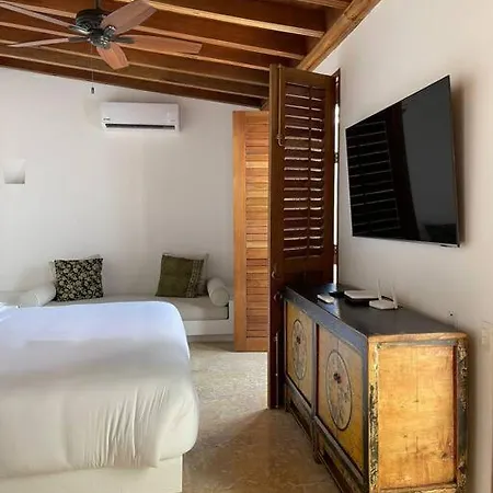 Colonial Retreat La Mary With Private Pool Villa