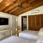 Colonial Retreat La Mary With Private Pool