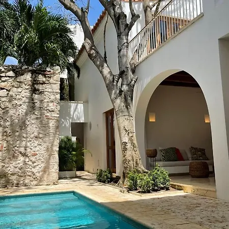 Colonial Retreat La Mary With Private Pool
